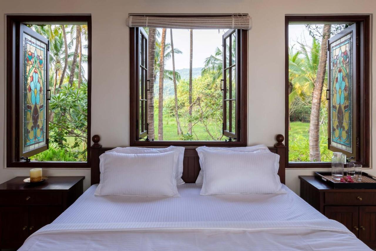 Casa Del Mer By Stayvista - Nearby Beach With, Sea-View Rooms & Coconut Farm Alībāg Exterior photo