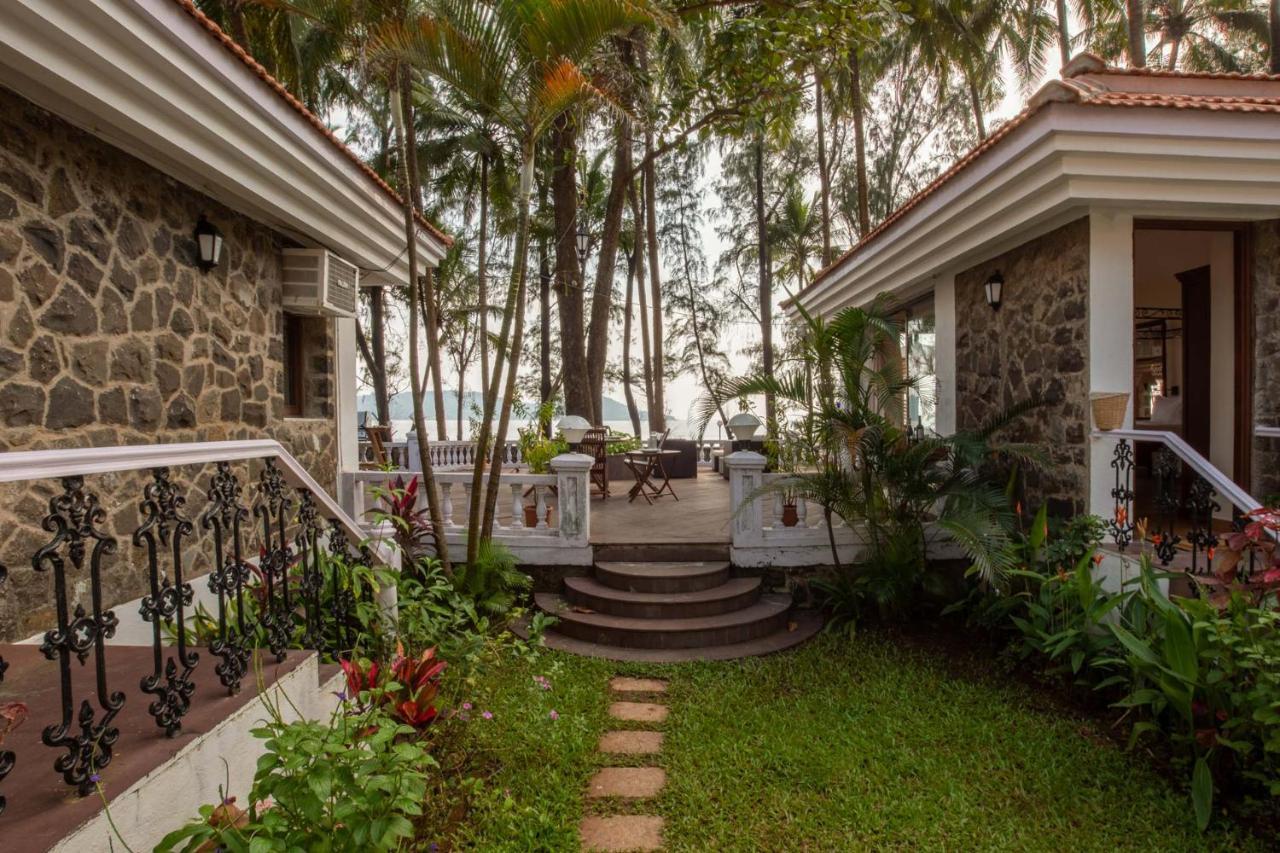 Casa Del Mer By Stayvista - Nearby Beach With, Sea-View Rooms & Coconut Farm Alībāg Exterior photo