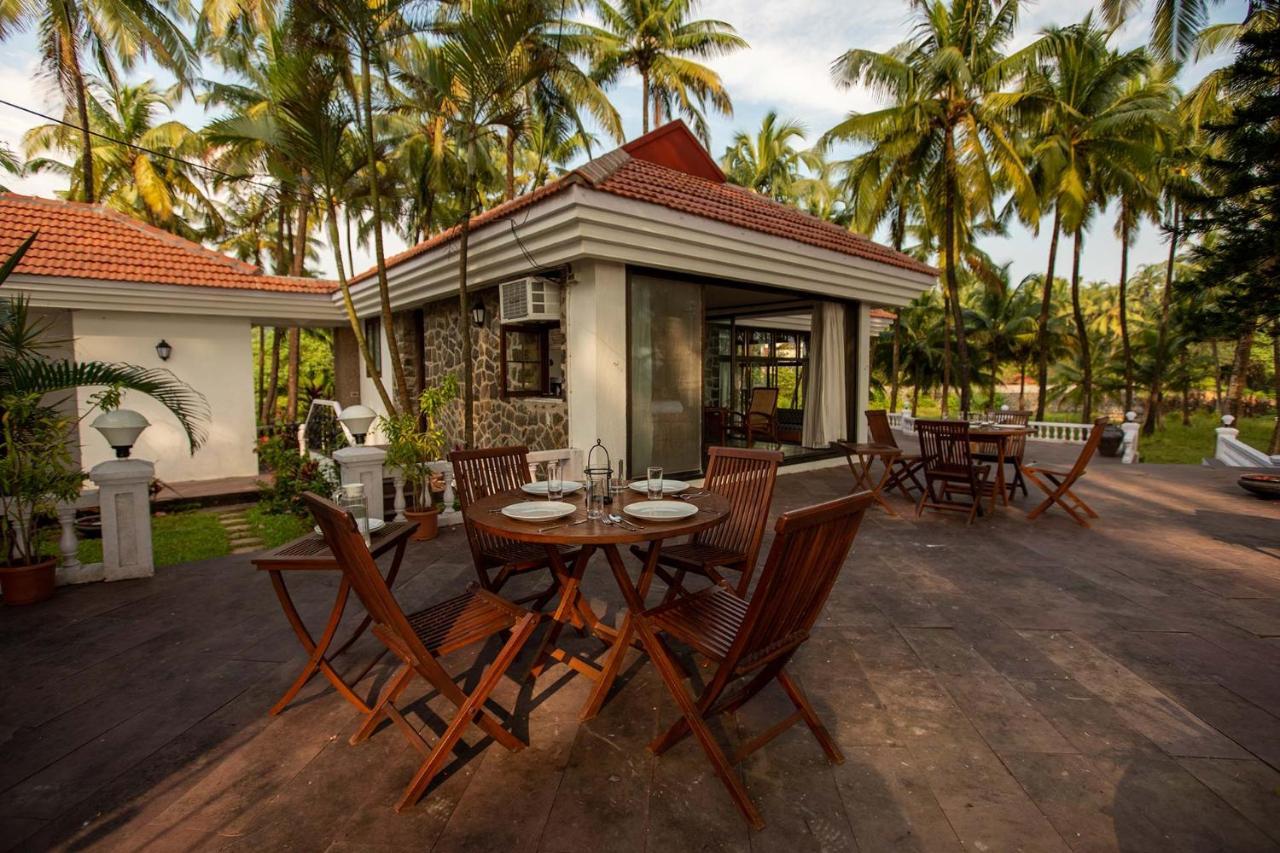 Casa Del Mer By Stayvista - Nearby Beach With, Sea-View Rooms & Coconut Farm Alībāg Exterior photo
